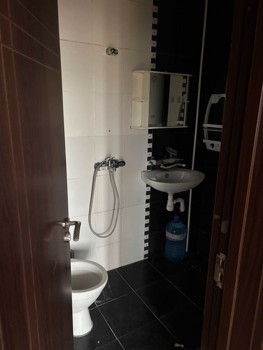 Продава се Тристаен апартамент в Варна, Младост 1 - 70 кв.м за 1020 €/кв.м - Снимка #10