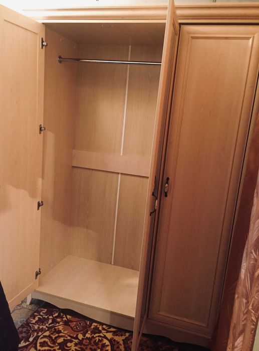 Продам Шифоньер (Шкаф) Б/У