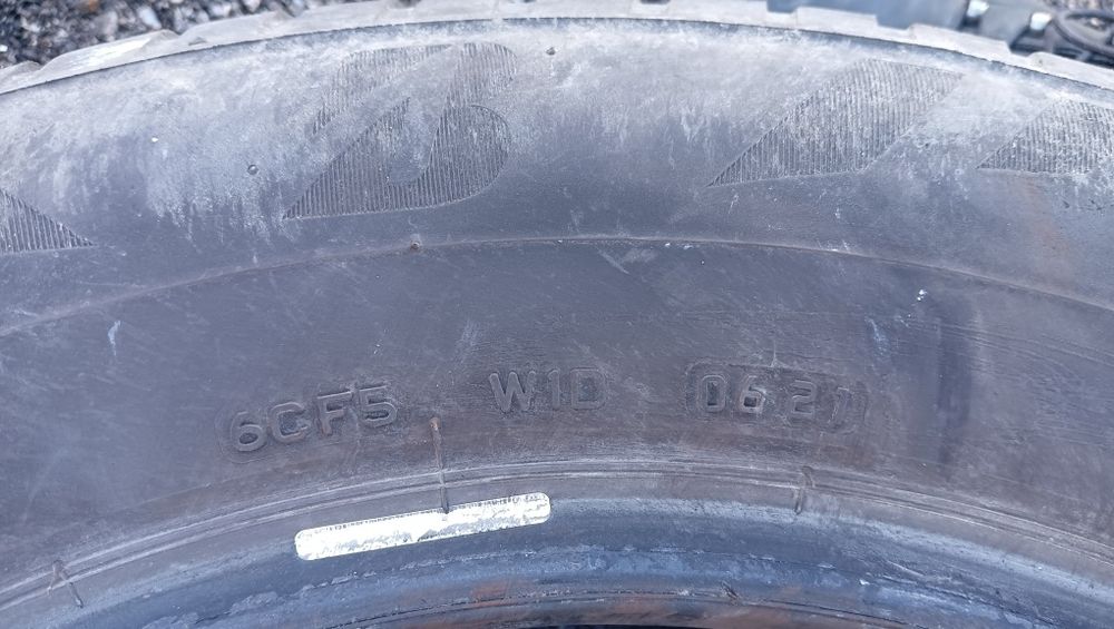 Гуми 225/65/17 Bridgestone