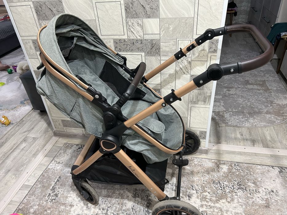 Продам коляску belecoo