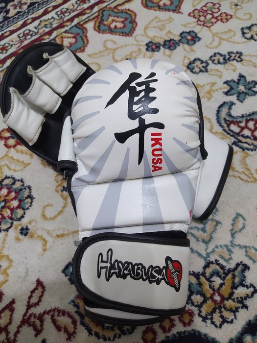 перчатки для ММА