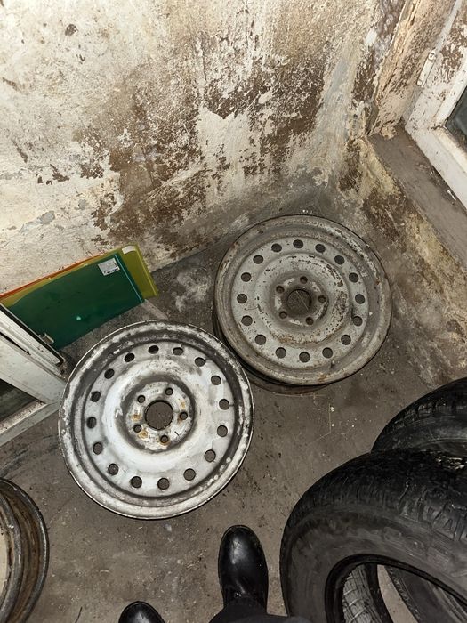 Продам колеса на волгу