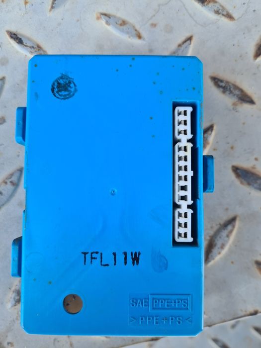 Реле центрального замка марк 2 100