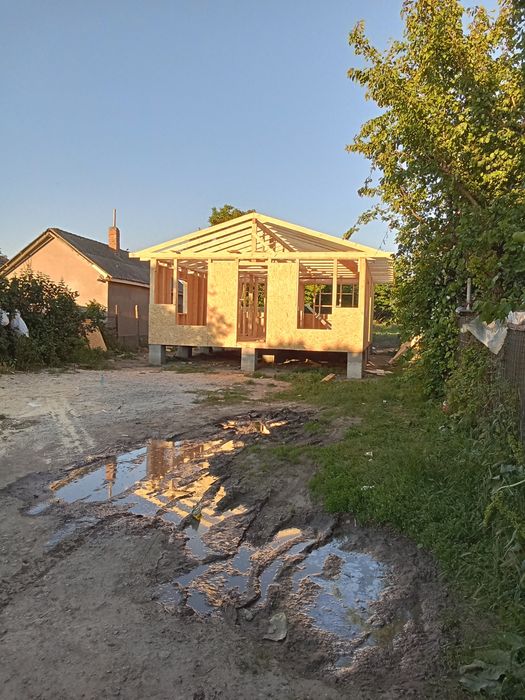 Căsuțe cu dormitor baie și sufragerie