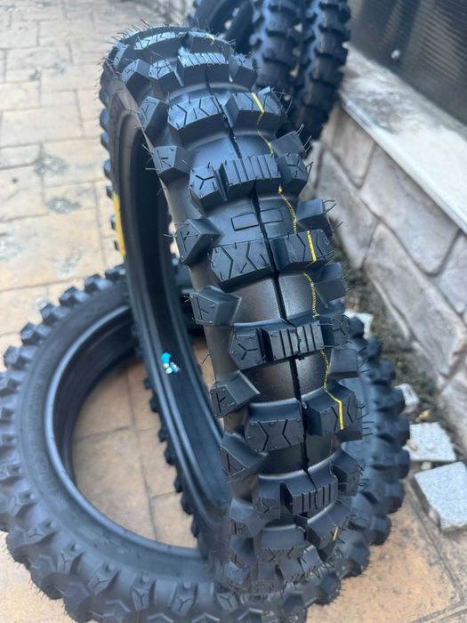Ендуро гума XY-059C 100/90-18 MEDIUM SOFT e enduro жълта лента средна
