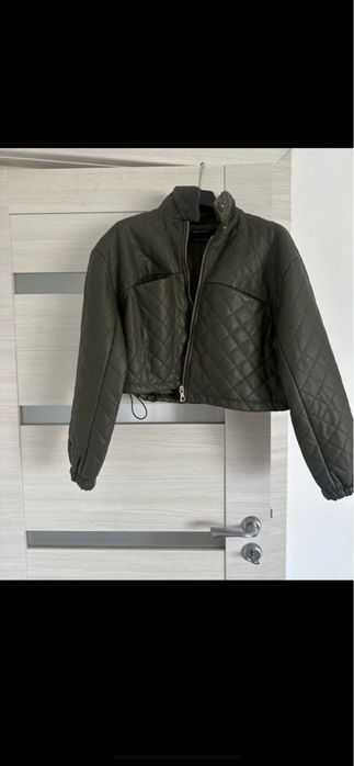 Geaca imitatie piele noua