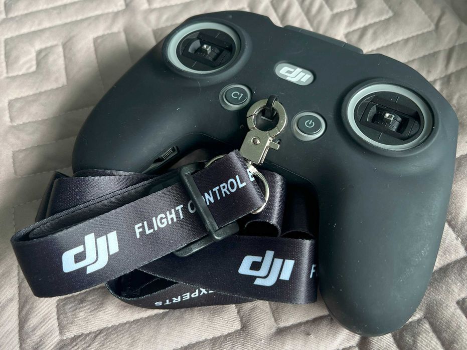 Квадрокоптер DJI FPV