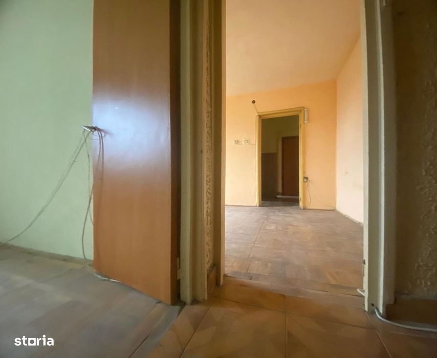 Vanzare apartament cu 3 camere în Micro 6  zonă căutată din Târgoviste