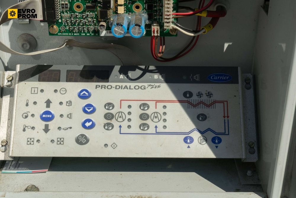 Чилър CARRIER 30RA 090 B0723 PEE 89 kW | Тестван | С гаранция