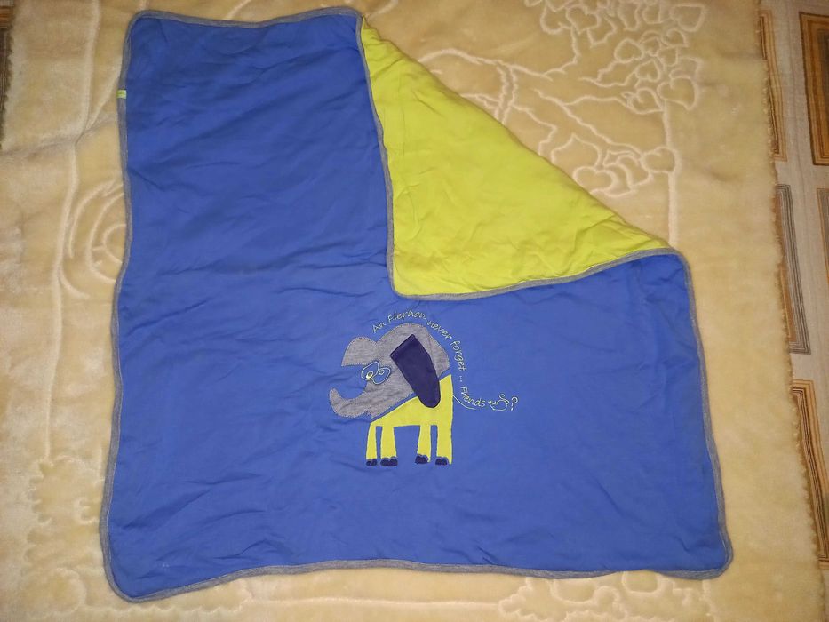 Зимно одеяло за количка и повиване