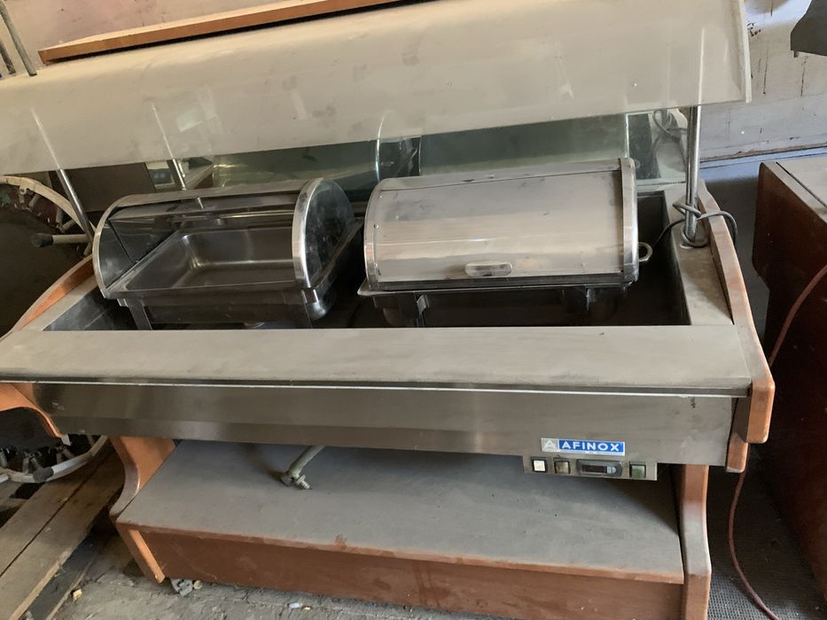 Продам витрину тепловую и охлаждающую