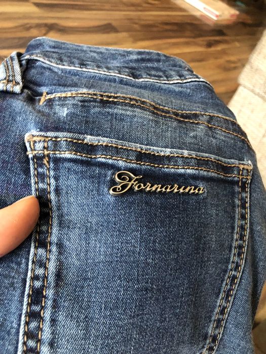 Blugi dama nr 36/S tot ce e in poza la acest pret