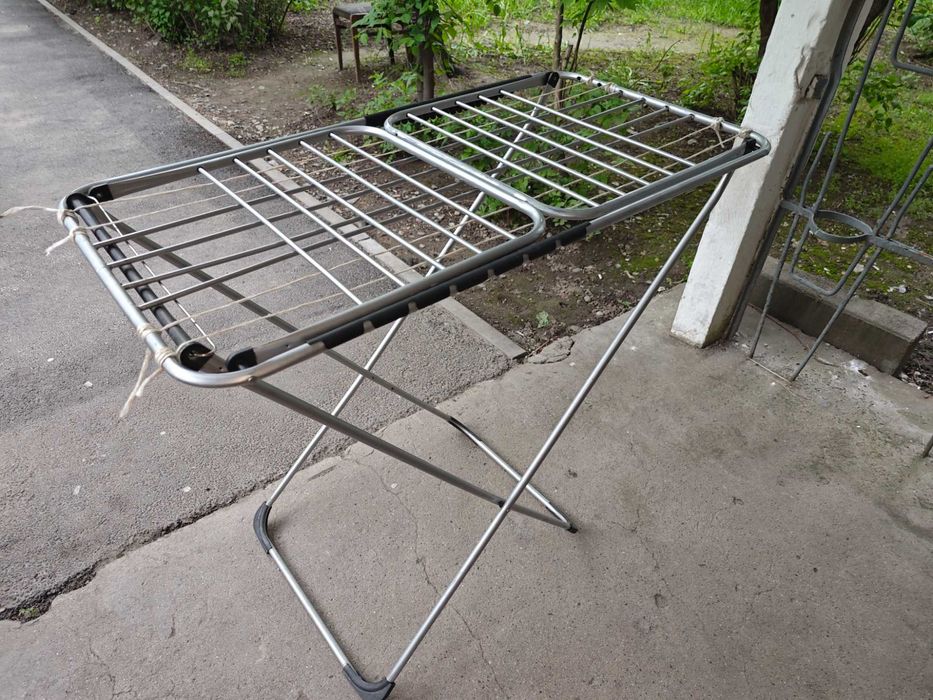 Напольная вешалка для одежды станция метро Москва