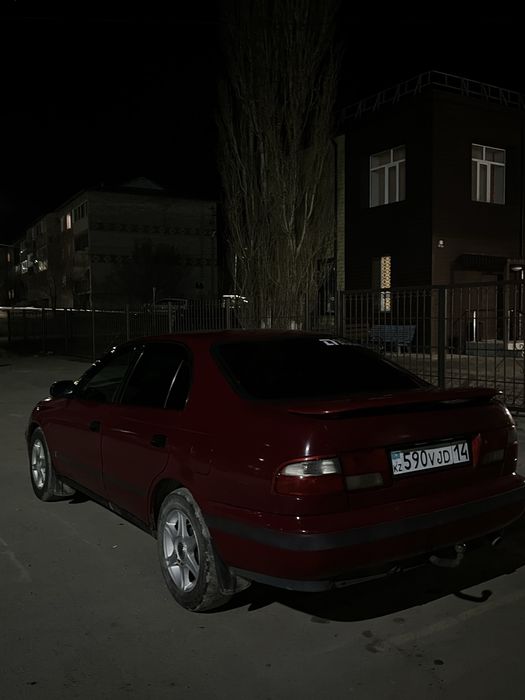 Toyota carina e