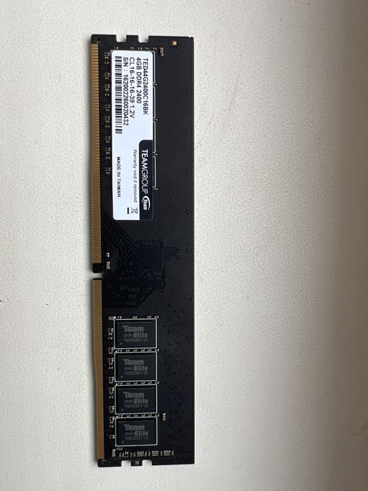 Озу 4гб ddr4 продаю