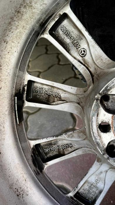 Jante originale Mercedes-Benz R17+anvelope Kumho 225/55 R17 DOT 5124