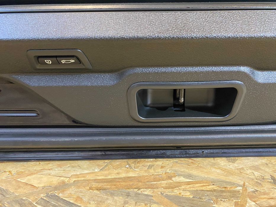 Haion Bmw x5 F15 Demontare