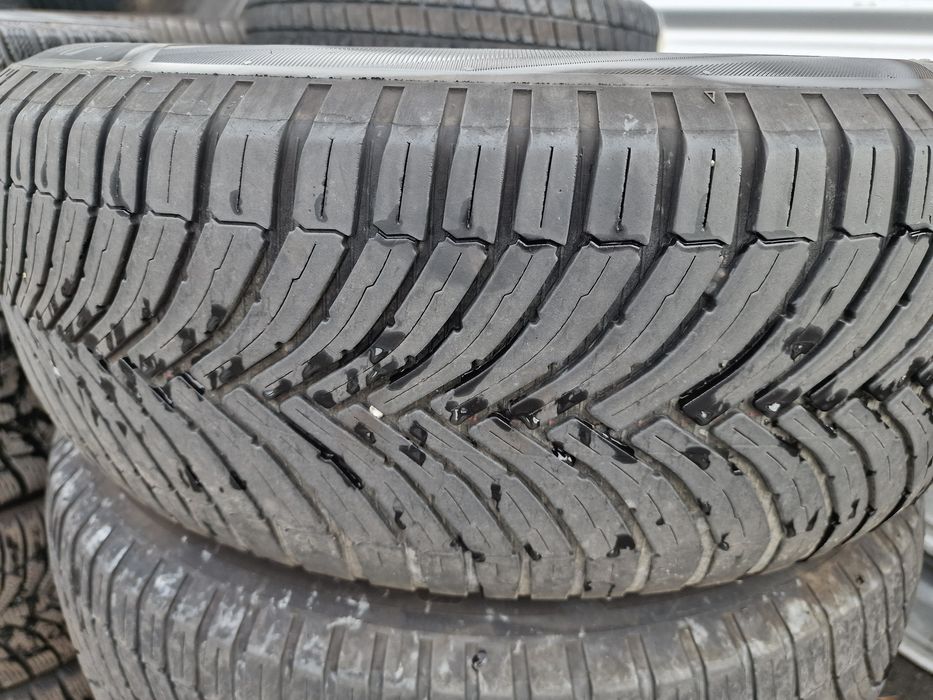 Гуми с Джанти за Mercedes GLE W166 235/65 R17 Bridgestone 2023