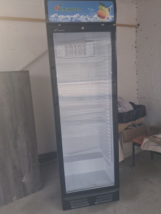 Холодильник сатылады