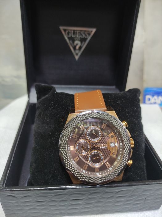 Часы мужские наручные кварцевые Guess оригинал.