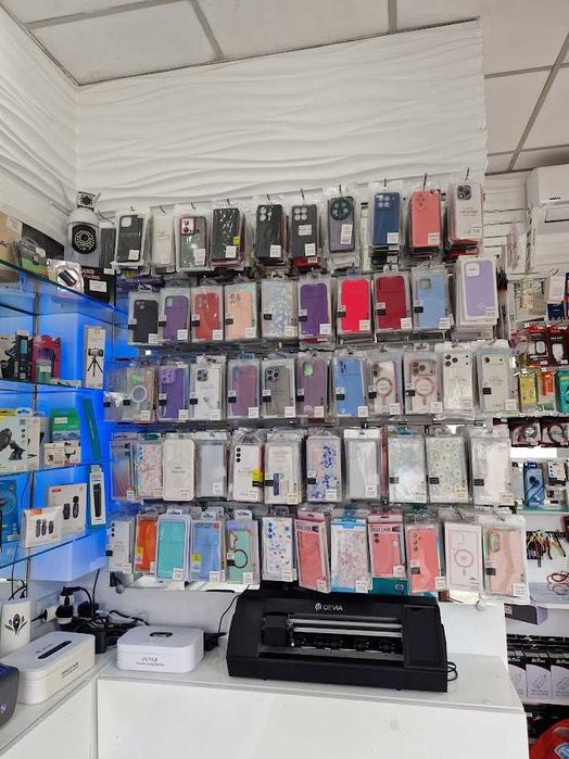 Калъфи и аксесоари за iPhone, Samsung, Xiaomi