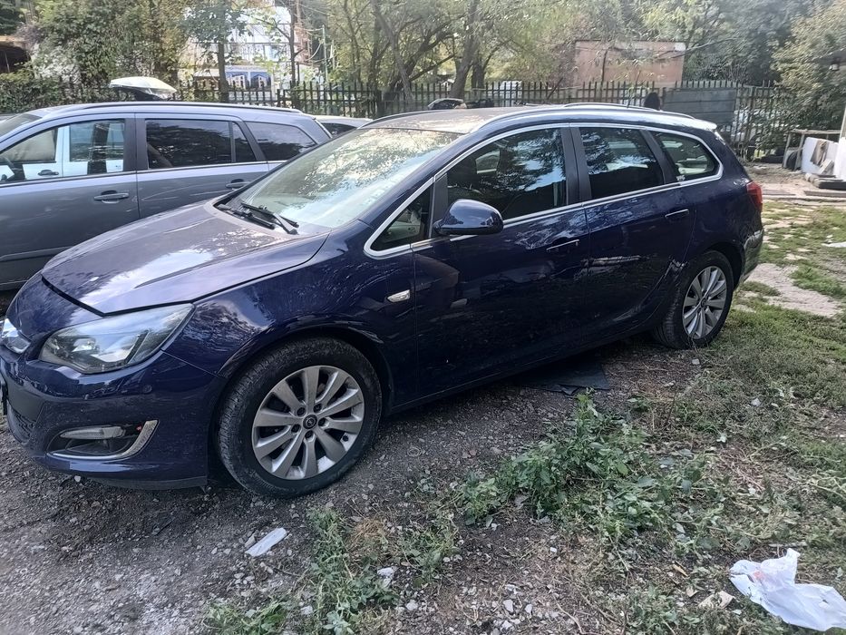 Опел Астра J (A20DTH) НА ЧАСТИ!!!