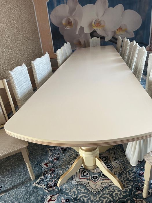 Стол сатылады жагдайы жаксы