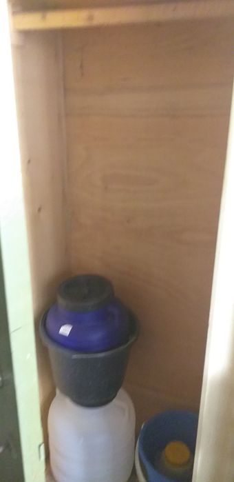 Mobilă de bucatarie veche