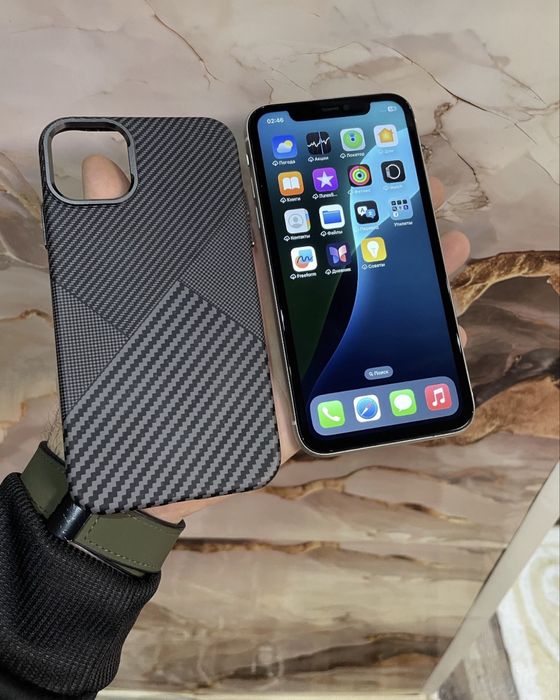 Продам телефон Айфон 11 128 Как новый