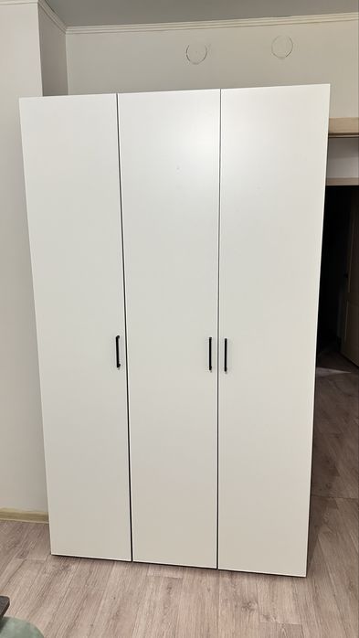 Шкаф в отличном состоянии