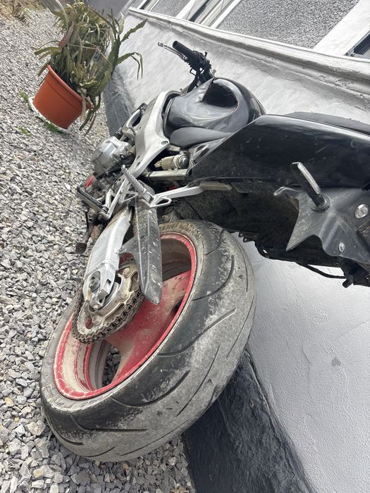 Vand honda cbr capacitate motor 600 cm