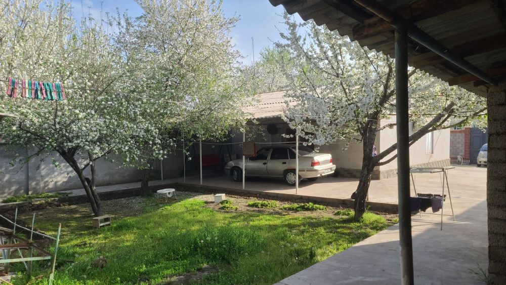 Uy Hovli 6 sotik 5honali