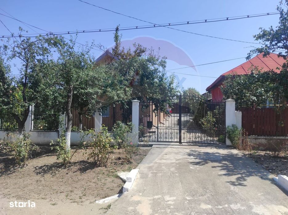 Casă / Vilă cu 5 camere de vânzare