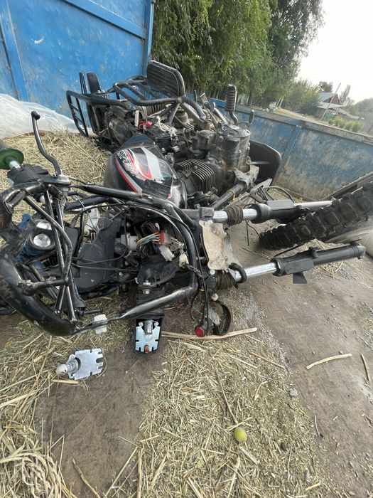 Продам мото мотор целый