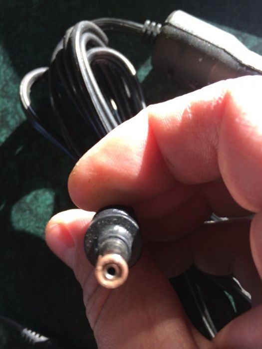 Încărcător auto 12v