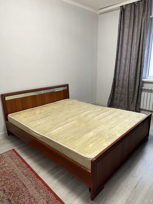 СРОЧНО продам кровать