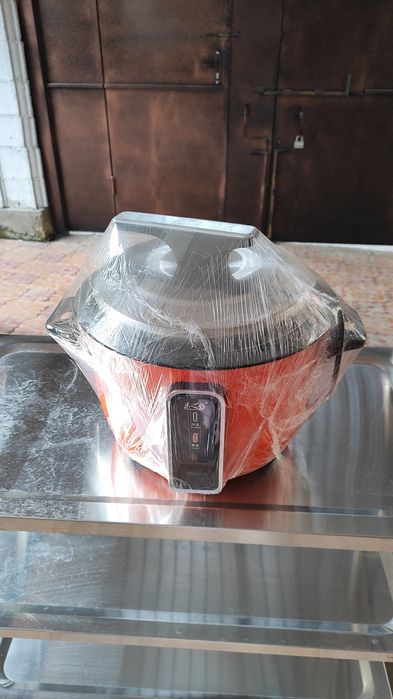 Газплита, рисоварка, падносы, казан