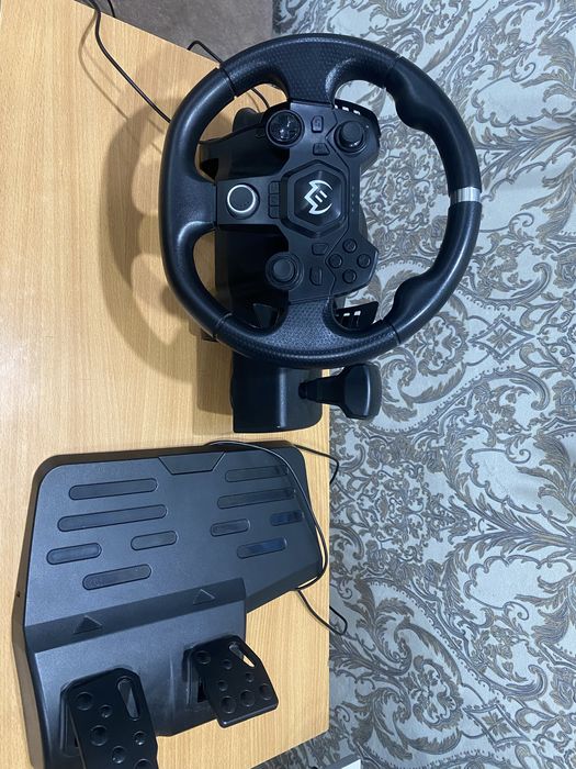 Спартивный руль для игр
