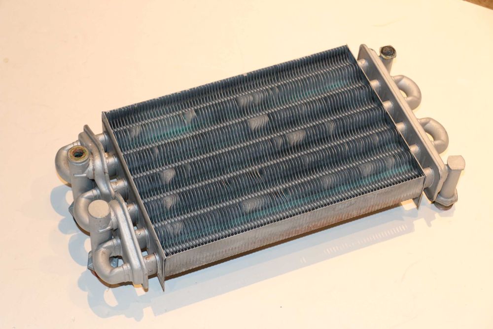 Schimbator de caldura bitermic centrala termica Ariston Microtec T2 TX