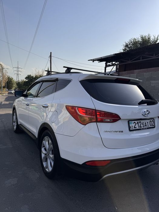 Продам Hyundai Santa-Fe