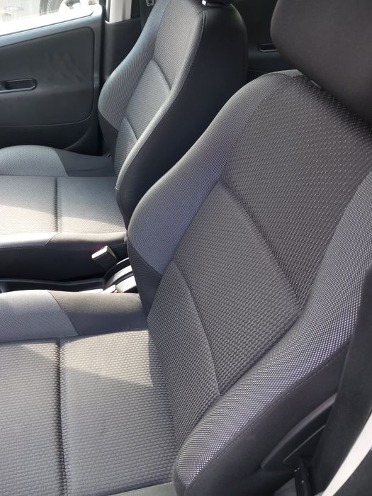 Peugeot 207,2013год на 83000км