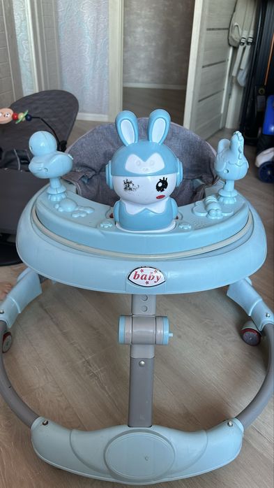 Шезлонг и ходунки