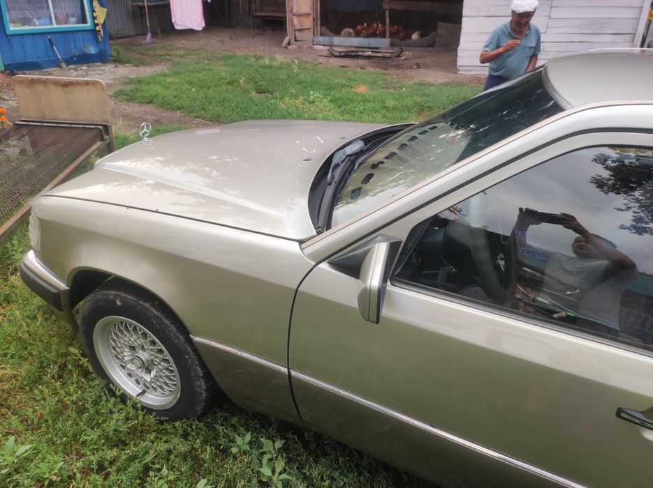 Мерседес 124 продоется