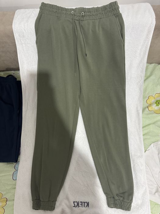 Спортивные штаны