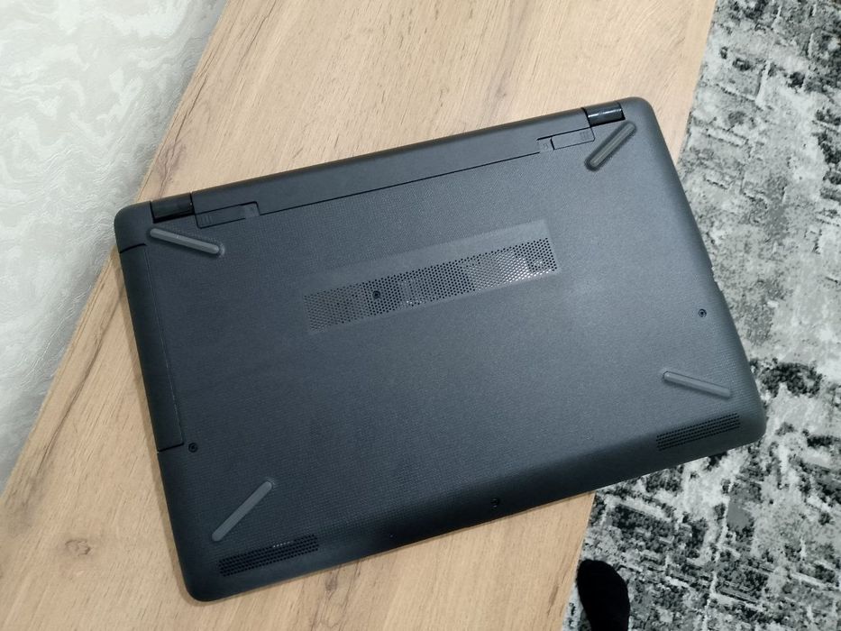 Hp noutbuk ozu 8 gb hotira 512 gb