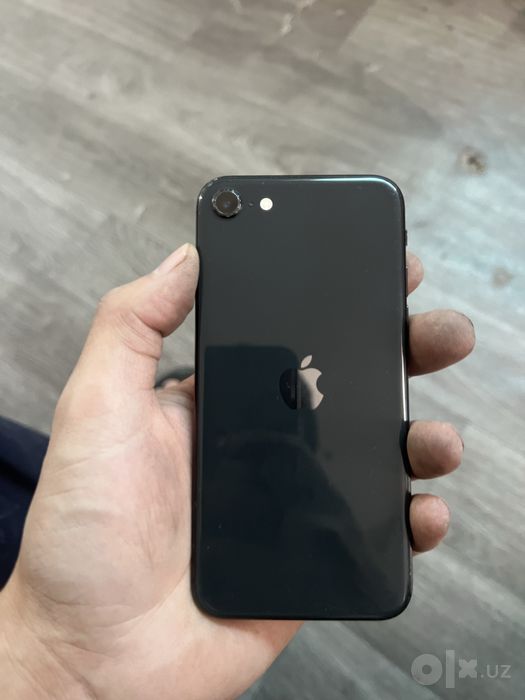 IPhone Se 2020___
