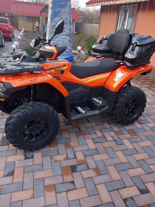 Vând atv CF520EPS