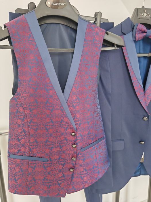 Costum elegant mire/nas marimea 46