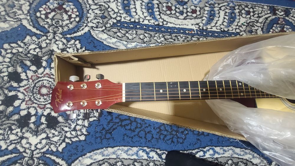 Gitara yangi classic