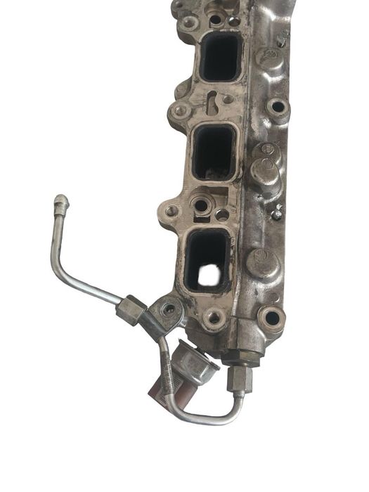 Rampa Injectoare Volkswagen Golf V 1K1 2003 - 2009 1.4 Tsi Blg